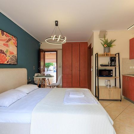 Aiolos Glyfada Super Lux Mini Apartment Atenas Exterior foto
